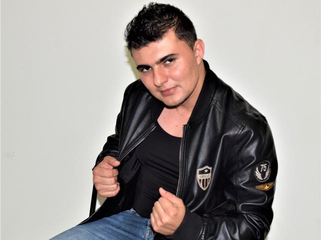 AndrethMuller - Live porn &amp; sex cam - 16483702