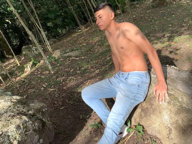 EthanGreey - Sexe cam en vivo - 16488366