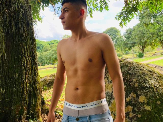 EthanGreey - Sexe cam en vivo - 16488374