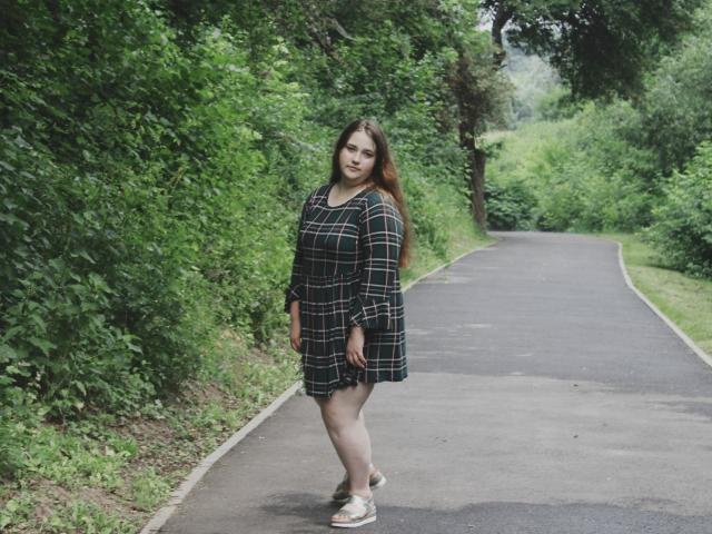 DaniellaGraceZZ - Live sex cam - 16490358