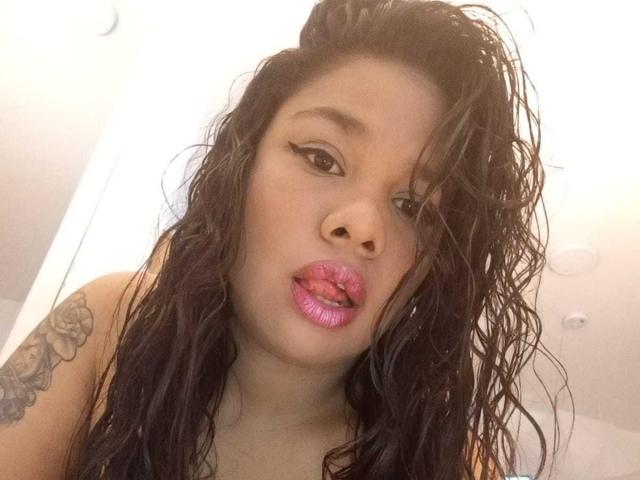 TriniShely - Live Sex Cam - 16500630