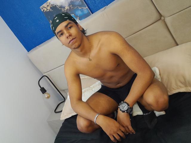 DenysX - Sexe cam en vivo - 16503202