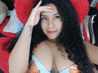 SerenaWillow - Live sex cam - 16520374