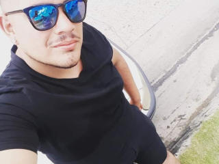 SexyHombre - Live Sex Cam - 16555062