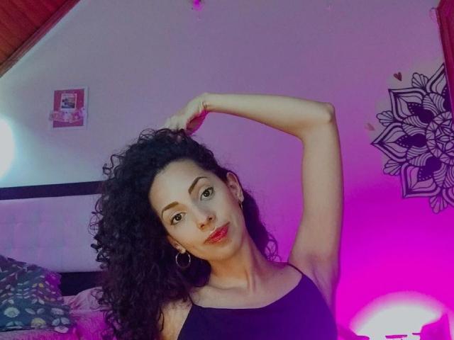 MoniqueCurlz - Sexe cam en vivo - 16557094