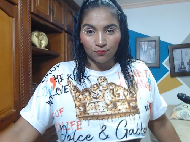 SalomeSexxy - Sexe cam en vivo - 16558982