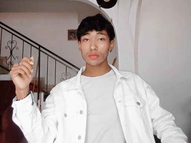 TwinkAngelo - Live Sex Cam - 16559410