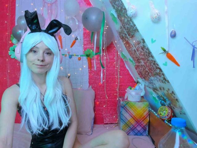 MissAstravert - Live sex cam - 16572194