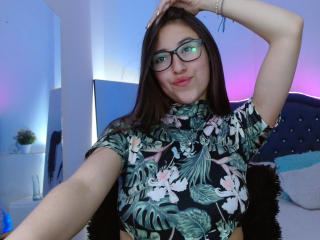 KatiaRobertss - Live sex cam - 16580974