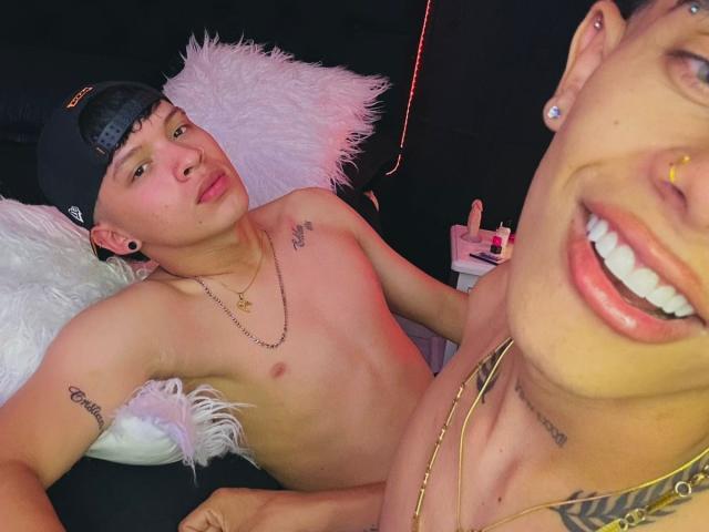 JaxonAndJean - Live Sex Cam - 16584606