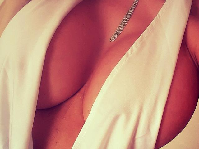 LaParisienne - Camera khiêu dâm &amp; quyến rũ trực tiếp - 16599002