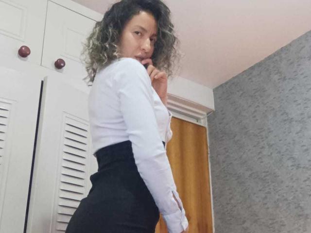 EroticSasha - сексуальная веб-камера в реальном времени - 16599154