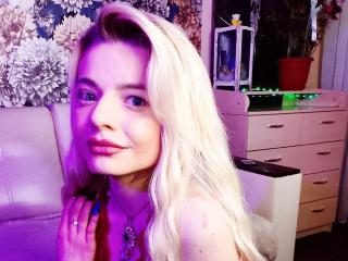 KarinaCocks - Live Sex Cam - 16600582