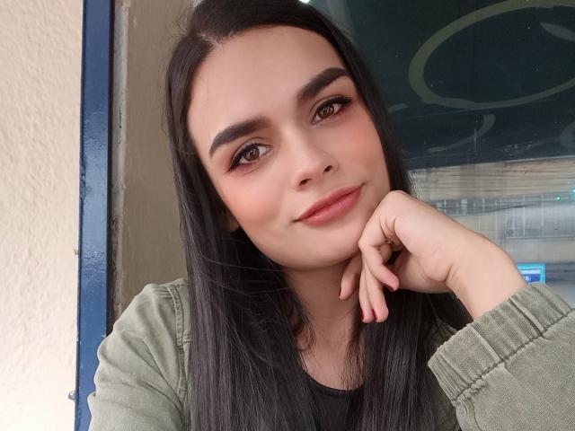 CharlotteBroown - Live sexe cam - 16603678