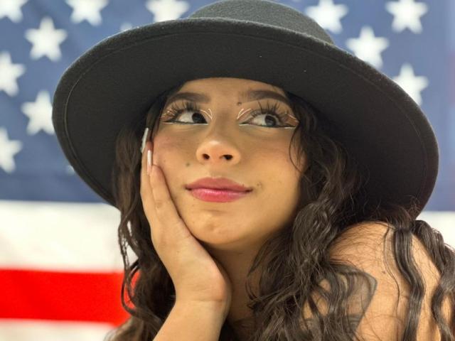 MiaSuarez - Live Sex Cam - 16607678