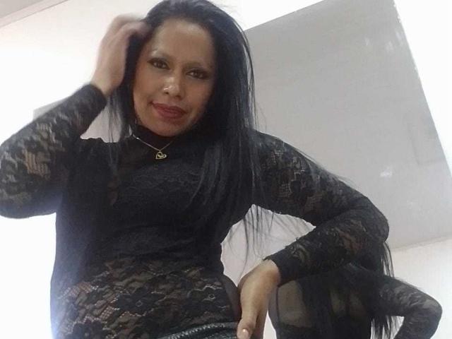 ZafiroCruz - Live sex cam - 16607974