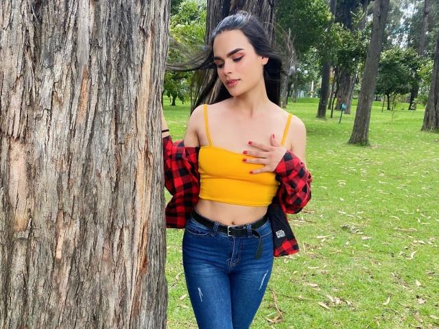 CharlotteBroown - Live Sex Cam - 16617286