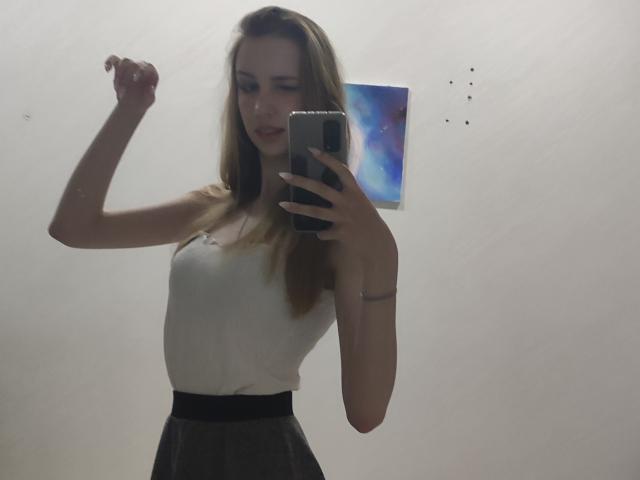 LillyLoves - Sexe cam en vivo - 16644242