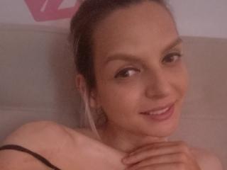 DouceAmelia - Live sexe cam - 16668342