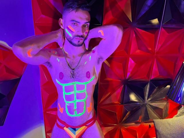 DamonBennet - Live sex cam - 16675790