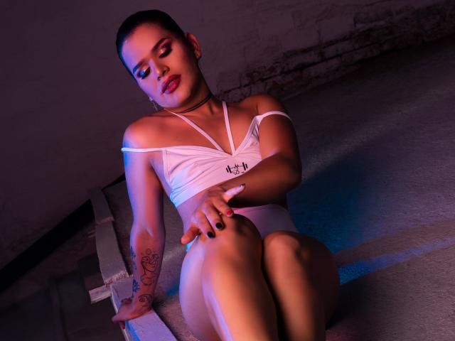 AvaCristi - Live sex cam - 16724570