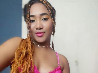 MichellColbin - Live porn & sex cam - 16726302