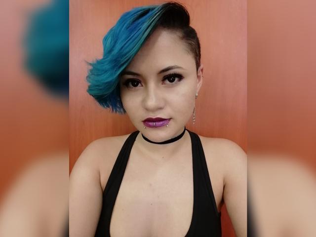CassieJones - Live sex cam - 16734138
