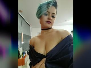 CassieJones - Live sex cam - 16734398