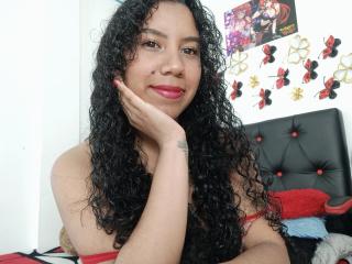 SerenaWillow - Live sex cam - 16736558