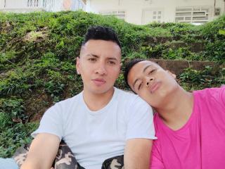 AndrewAndSanti - Live Sex Cam - 16737218
