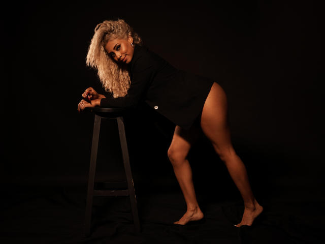 LilithWalker - сексуальная веб-камера в реальном времени - 16752862