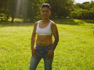 TastyLatinXHot - Sexe cam en vivo - 16759994