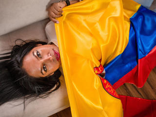 ZafiroCruz - Live sex cam - 16769382