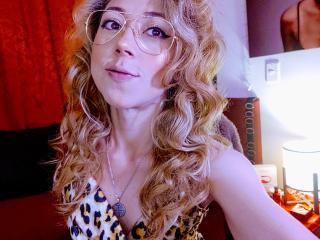 KhrystineBrulant - Live Sex Cam - 16777526