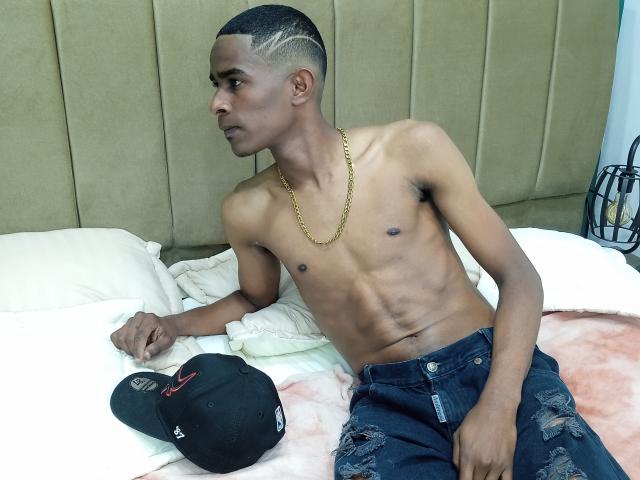JuanCool - Live Sex Cam - 16781386