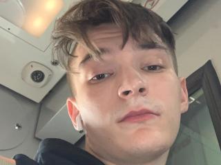 GloryBruce - Live Sex Cam - 16784346