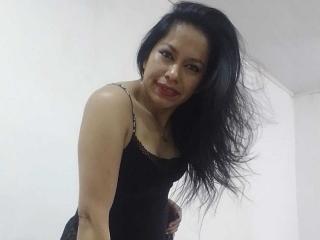 ZafiroCruz - Live sex cam - 16798102