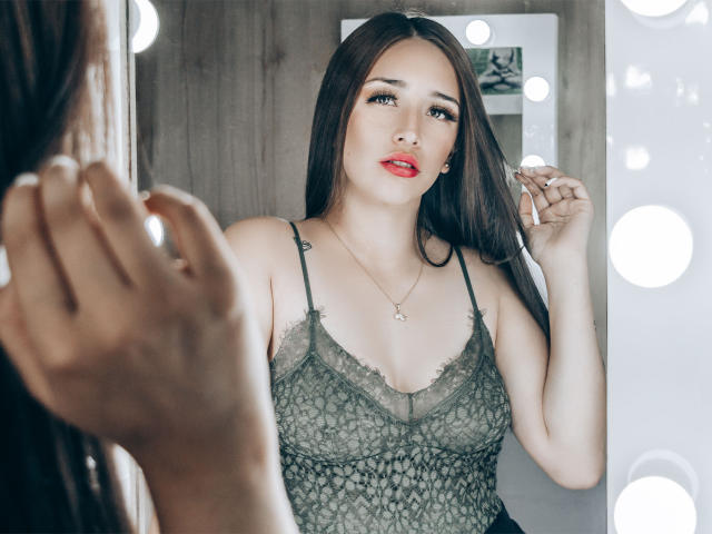 IsabellaCoween - Sexe cam en vivo - 16799118