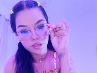 EmiilyBrowm - Live porn & sex cam - 16810986