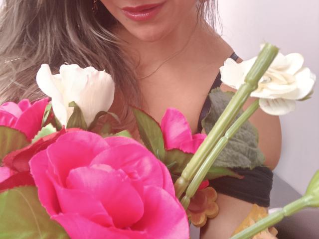 ValeriaHunter69 - Live porn &amp; sex cam - 16831814
