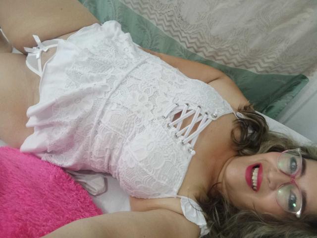 ViolettaJets - Live porn &amp; sex cam - 16834258