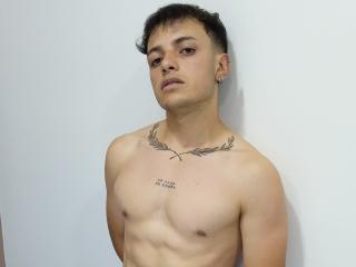 Josshuua - Live sex cam - 16848018