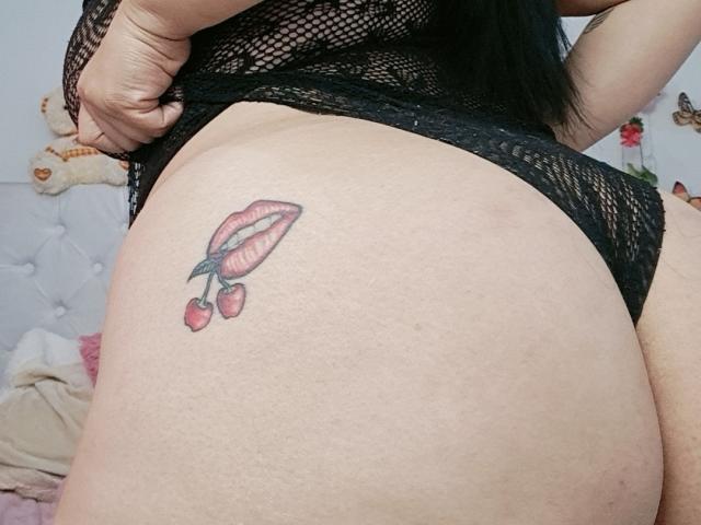 VivianaThomson - 라이브 포르노 &amp; 섹스 캠 - 16857834