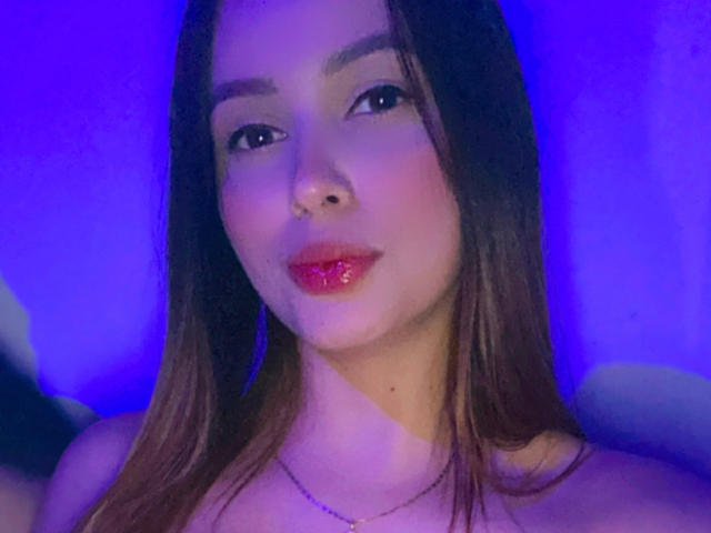 EmilyParkerr - Live porn &amp; sex cam - 16865674