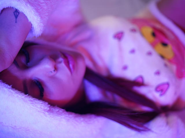 EmilyDurand - Sexe cam en vivo - 16883822