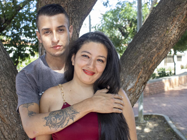 MaxAndViolet - Live Sex Cam - 16887310