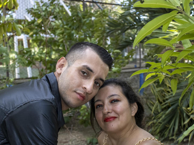 MaxAndViolet - Live Sex Cam - 16887314