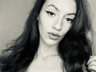 VievienneClemente - Live sex cam - 16905422