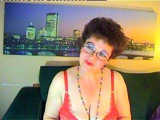 MaturMilf - Chat cam hot with a chestnut hair Hot mom 