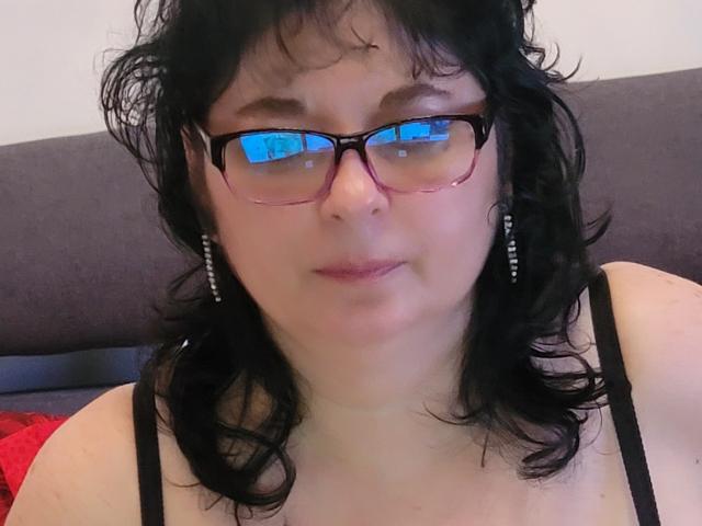 HotAndSexyMature - Live Sex Cam - 16919326